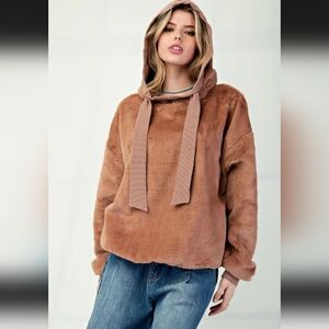 Easel NWT Oversized Fleece Hoodie